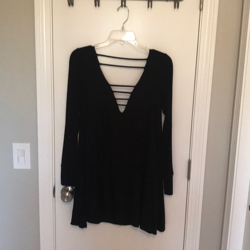 Lucy love long sleeve black dress - Picture 3 of 4